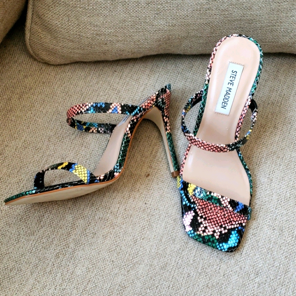 Steve Madden snake sandal